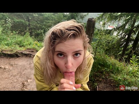 ❤️ ප්‍රසිද්ධ බ්ලෝ ජොබ් එකකින් පසු ගැහැණු ළමයා කම්මුල් ගිල දමයි - ඊවා එල්ෆි ❤️ Sex video අප වෙත